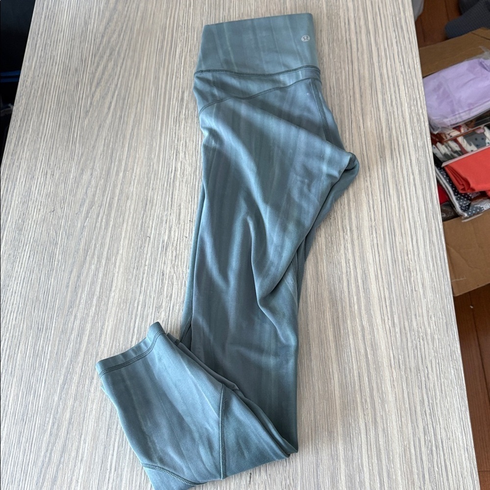 Lululemon In Movement Tight Everlux High-Rise Blue Cast Size 6